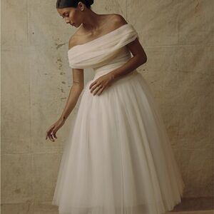 Vania Romoff Agatha Bridal Gown Off-Shoulder Ivory Tulle Tea-Length Dress (BNWT)